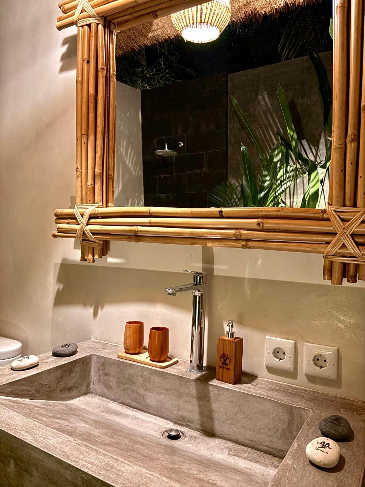 Rumah Kita Ecolodge ウブド エクステリア 写真