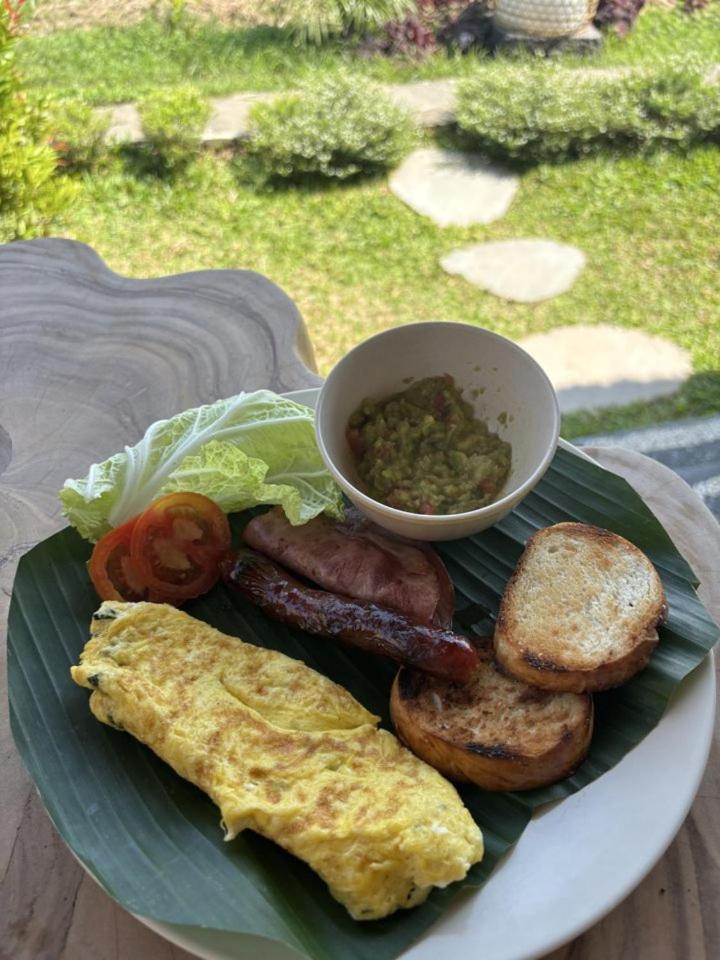 Rumah Kita Ecolodge ウブド エクステリア 写真